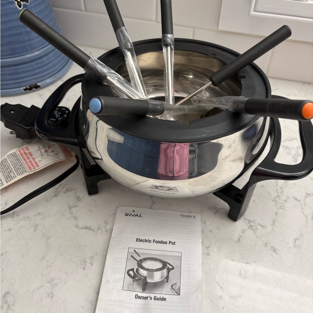 Stainless Steel Electric Fondue Pot - Black Handles